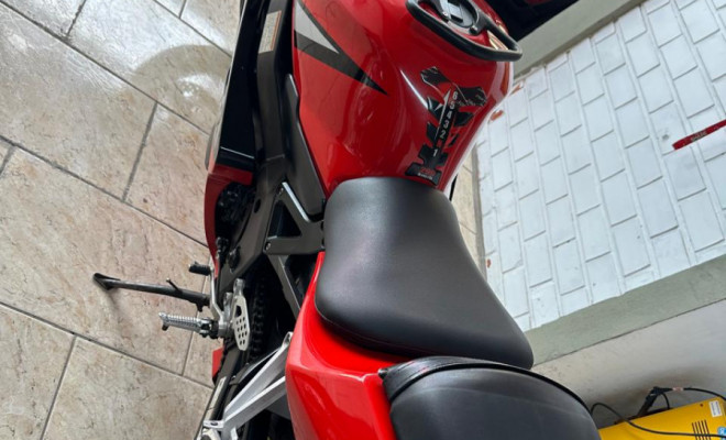 SUZUKI GSX-R 750 W SRAD 2005 Gasolina-1