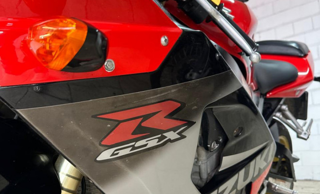 SUZUKI GSX-R 750 W SRAD 2005 Gasolina-2