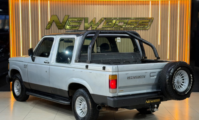 GM - Chevrolet D-20 CD Lx S4T/Tro.Plus/Lx 3.9/4.0 TDies 1986 Diesel-2