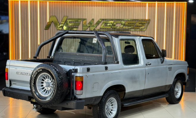 GM - Chevrolet D-20 CD Lx S4T/Tro.Plus/Lx 3.9/4.0 TDies 1986 Diesel-0