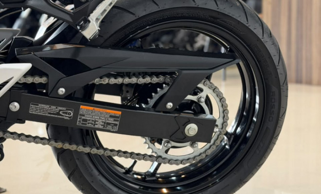 KAWASAKI Z 400 2024 Gasolina-13
