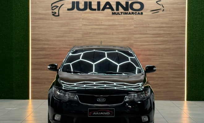 Kia Motors Cerato 1.6 16V Aut. 2010 Gasolina-12