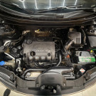 Kia Motors Cerato 1.6 16V Aut. 2010 Gasolina-11