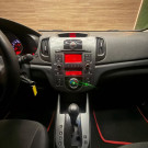 Kia Motors Cerato 1.6 16V Aut. 2010 Gasolina-6