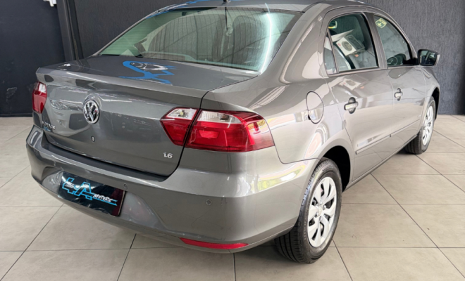 VW - VolksWagen VOYAGE TREND 1.6 Mi Total Flex 8V 4p 2013 Flex-10
