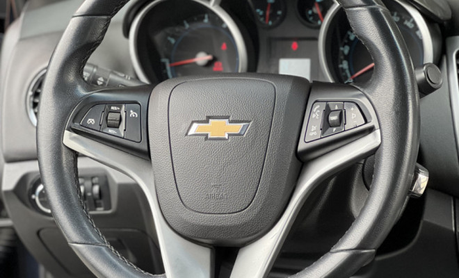 GM - Chevrolet CRUZE HB Sport LT 1.8 16V FlexP. 5p Aut 2014 Flex-11