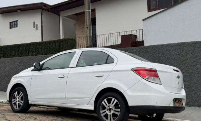 GM - Chevrolet PRISMA Sed. LT 1.0 8V FlexPower 4p 2013 Flex