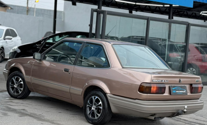 Ford Verona GLX 1.8 (Modelo antigo) 1990 Gasolina-3