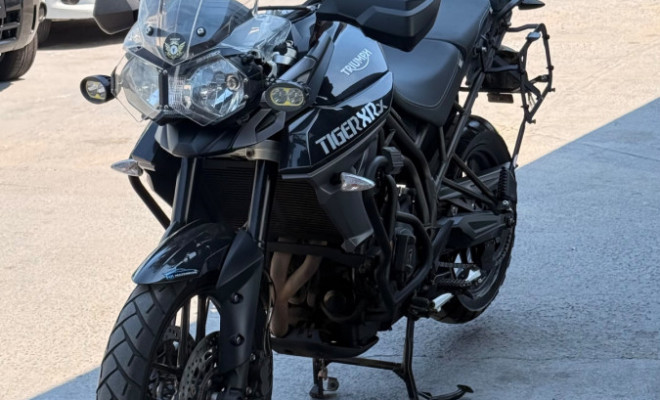 TRIUMPH TIGER 800 XRX 2016 Gasolina-1