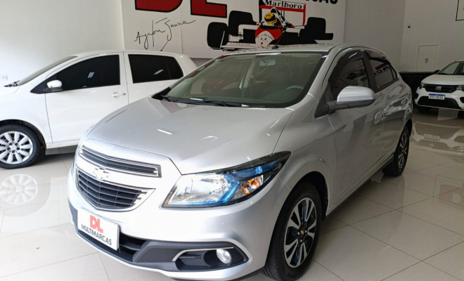 GM - Chevrolet ONIX HATCH LTZ 1.4 8V FlexPower 5p Mec. 2014 Flex