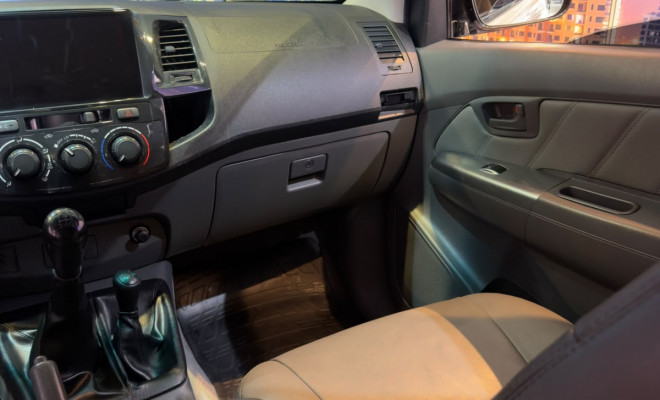 Toyota Hilux CD D4-D 4x4 3.0 TDI Dies. Mec. 2015 Diesel-15