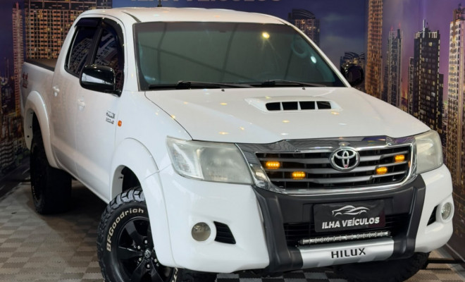 Toyota Hilux CD D4-D 4x4 3.0 TDI Dies. Mec. 2015 Diesel-0
