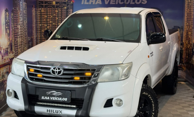 Toyota Hilux CD D4-D 4x4 3.0 TDI Dies. Mec. 2015 Diesel