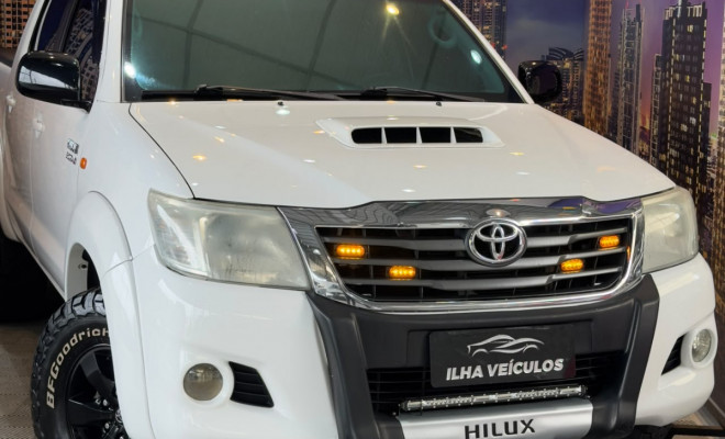 Toyota Hilux CD D4-D 4x4 3.0 TDI Dies. Mec. 2015 Diesel-4