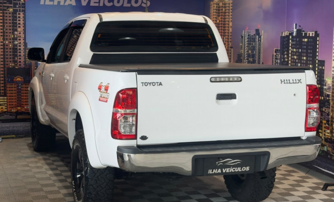 Toyota Hilux CD D4-D 4x4 3.0 TDI Dies. Mec. 2015 Diesel-1