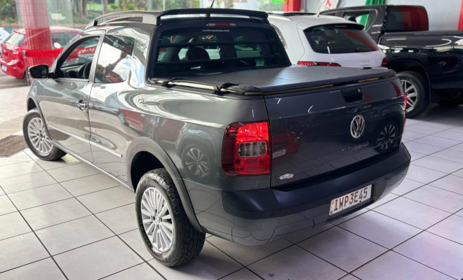 VW - VolksWagen Saveiro Highline 1.6  CD 2016-3