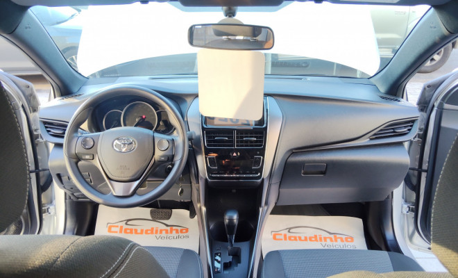 Toyota YARIS XL 1.5 Flex 16V 5p Aut. 2025 Flex-6