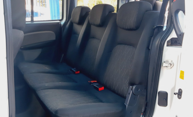 Fiat Doblo ATTRACTIVE 1.4 Fire Flex 8V 5p 2013 Flex-8