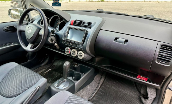 Honda Fit 1.4 LX - 2008-7