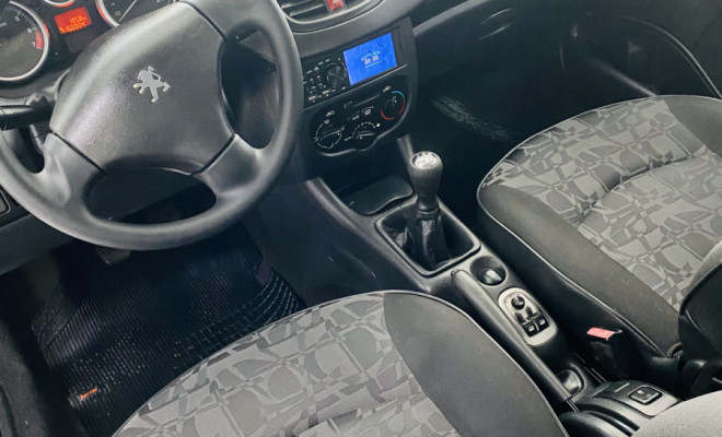 Peugeot 207 Sedan Passion XR 1.4 Flex 8V 4p 2009 Flex-5