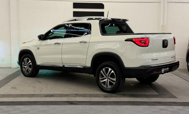 Fiat Toro Volcano 2.0 16V 4x4 TB Diesel Aut. 2017 Diesel-0