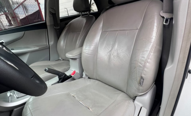 Toyota Corolla XLi 1.8/1.8 Flex 16V Aut. 2013 Flex-8