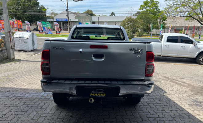 Toyota Hilux CD SRV D4-D 4x4 3.0 TDI Diesel Aut 2014 Diesel-2
