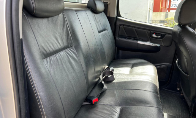 Toyota Hilux CD SRV D4-D 4x4 3.0 TDI Diesel Aut 2014 Diesel-9