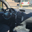 Citroën C3 GLX 1.4/ GLX Sonora 1.4 Flex 8V 5p 2010 Flex-4