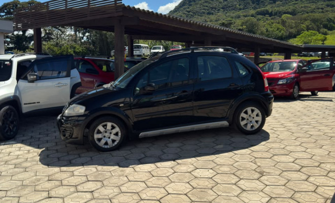 Citroën C3 GLX 1.4/ GLX Sonora 1.4 Flex 8V 5p 2010 Flex-1