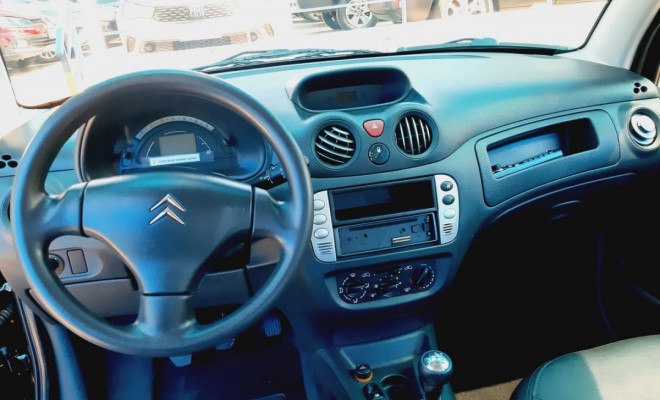 Citroën C3 GLX 1.4/ GLX Sonora 1.4 Flex 8V 5p 2011 Flex-6