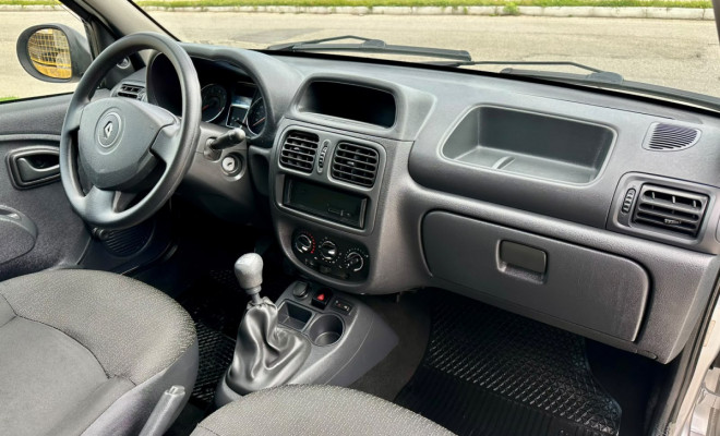 Renault Clio Expression 1.0 Hi-Flex - 2014-7