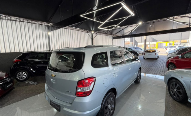 GM - Chevrolet SPIN LTZ 1.8 8V Econo.Flex 5p Aut. 2013 Flex-2