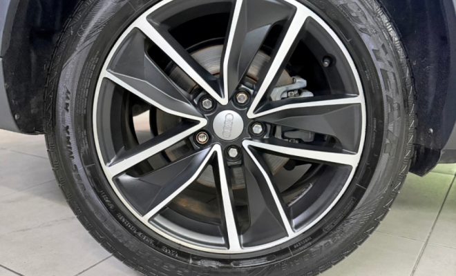 Audi Q3 2.0 TFSI Quat. 170/180cv S-tronic 5p 2018 Gasolina-19