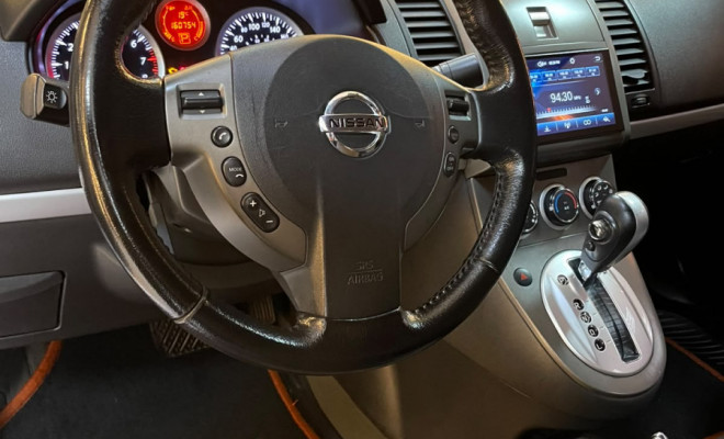 Nissan Sentra S 2.0 16V Aut. 2013 Flex  ótimo em conforto e espaço-8
