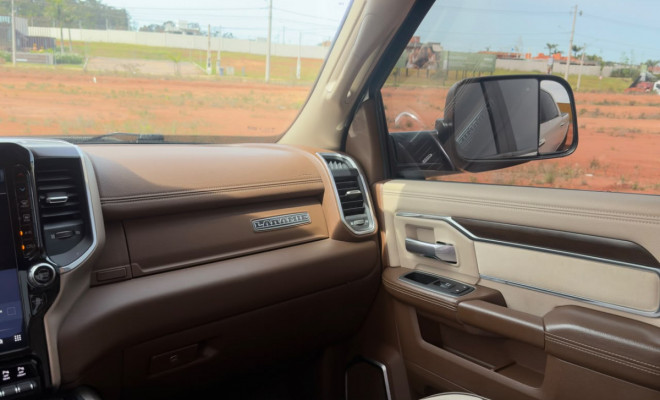 RAM 3500 LARAMIE 6.7 TB CD 4x4 Diesel 2022 Diesel-18