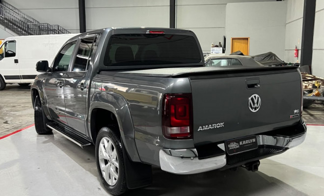 VW - VolksWagen AMAROK HIGHLINE 3.0 V6 TDI 4x4 DIESEL AUTO. 2023 Diesel-4