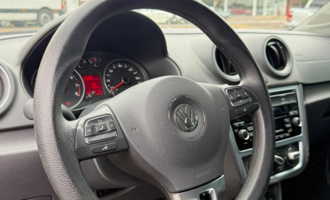 VW - VolksWagen VOYAGE COMF/Highli. 1.6 T.Flex 8V 4p 2015 Flex-6
