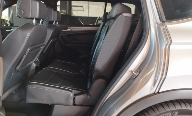 VW - VolksWagen TIGUAN Allspac R-Line 350 TSI 2.0 4x4 2019 Flex-5