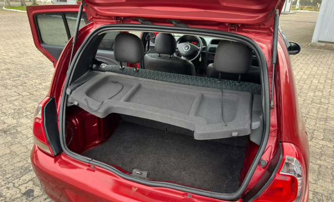 Renault Clio Expression 1.0 16V Hi-Flex 2015 Flex-10