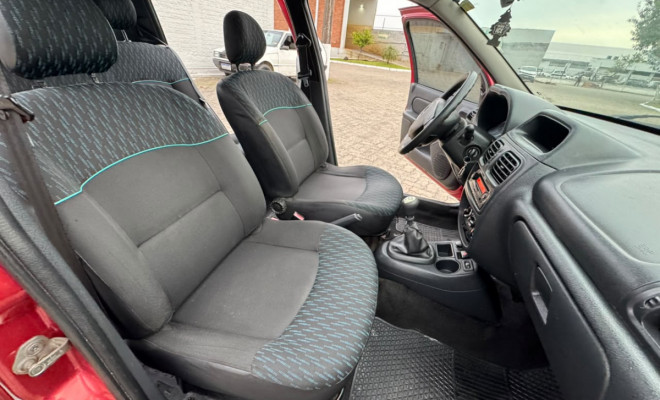 Renault Clio Expression 1.0 16V Hi-Flex 2015 Flex-6