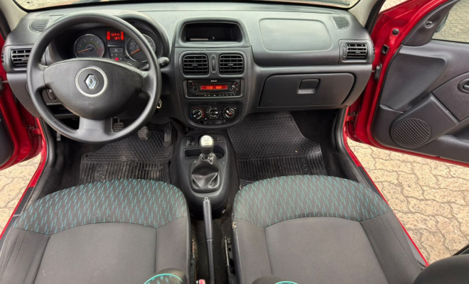 Renault Clio Expression 1.0 16V Hi-Flex 2015 Flex-4