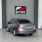 Nissan VERSA SL 1.6 16V Flex Fuel 4p Mec. 2013 Flex-4