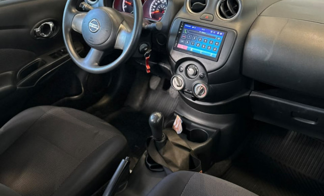 Nissan VERSA SL 1.6 16V Flex Fuel 4p Mec. 2013 Flex-6