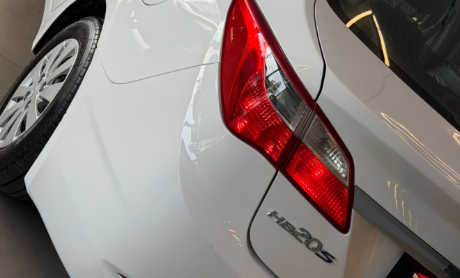 Hyundai HB20S C.Plus/C.Style1.0 Flex 12V Mec. 4P 2015 Flex-14