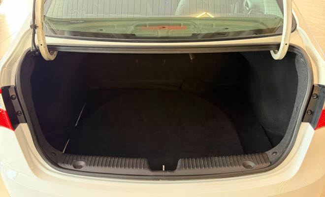Hyundai HB20S C.Plus/C.Style1.0 Flex 12V Mec. 4P 2015 Flex-18