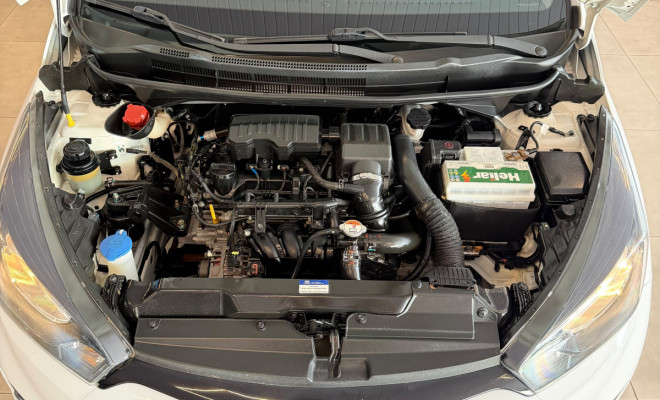 Hyundai HB20S C.Plus/C.Style1.0 Flex 12V Mec. 4P 2015 Flex-19