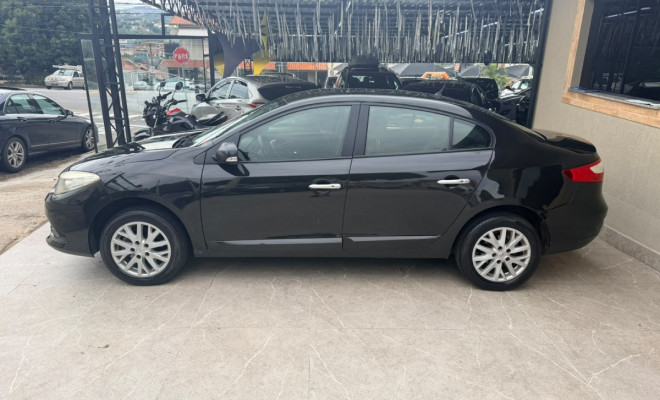 Renault FLUENCE Sed. Dynamique 2.0 16V FLEX Aut. 2016 Flex-2