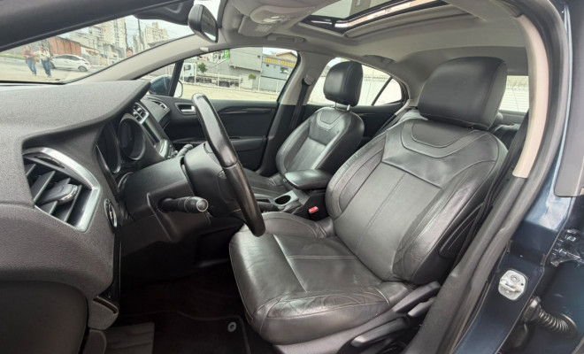 Citroën C4 LOUNGE Exclusive 1.6 Turbo 4p Aut. 2014 Gasolina-6