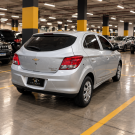 GM - Chevrolet ONIX HATCH LT 1.0 8V FlexPower 5p Mec. 2014 Flex-2